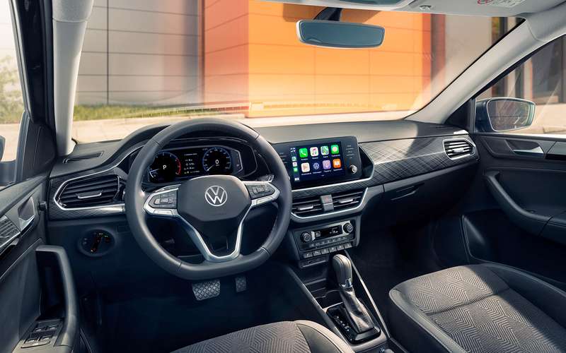 Новый VW Polo лифтбек: все отличия от седана