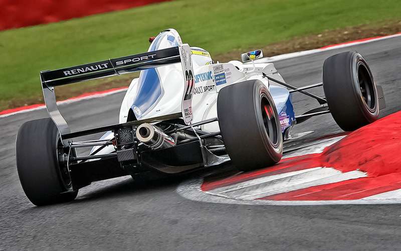 Болид серии Formula Renault 2.0, 2013 год