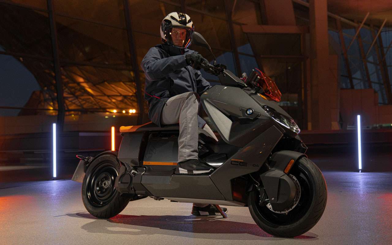 BMW по цене Лады — пока в виде скутера — фото 1260333