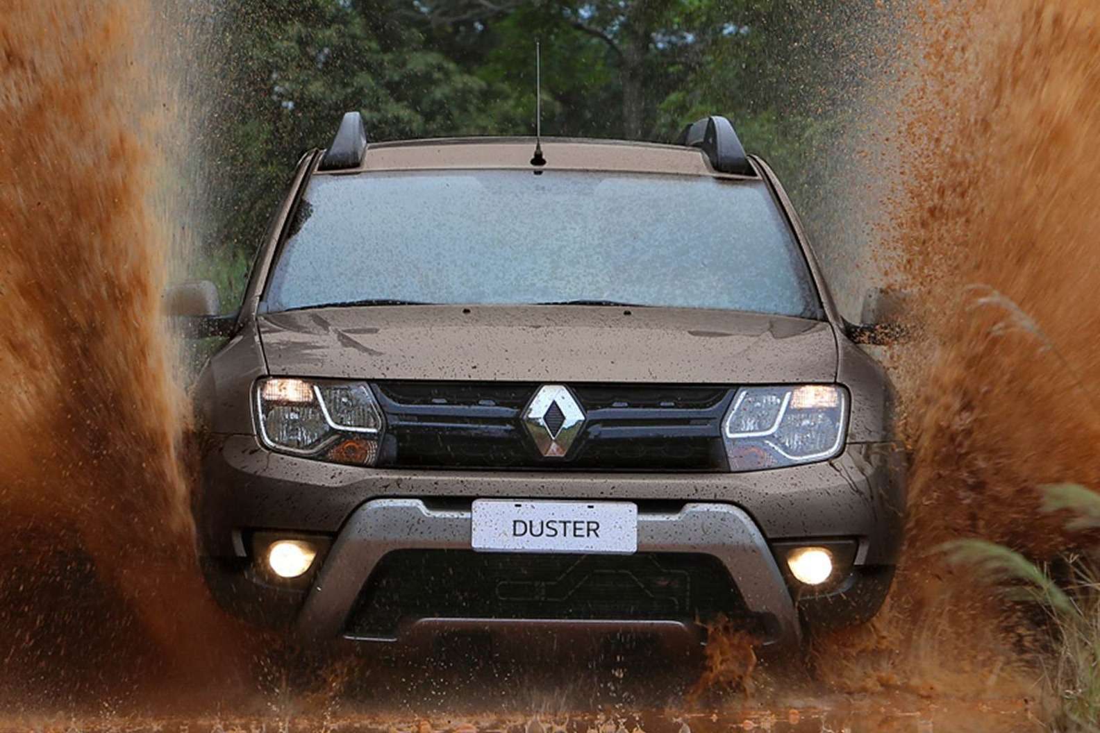 2016-renault-duster-launched-with-new-look-better-economy-in-brazil-photo-gallery_2