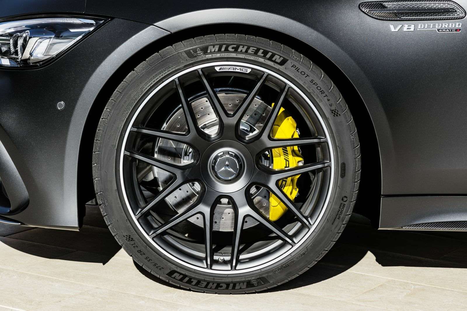 Подмена! Пятидверный Mercedes-AMG GT получил «тележку» Е-класса — фото 851534