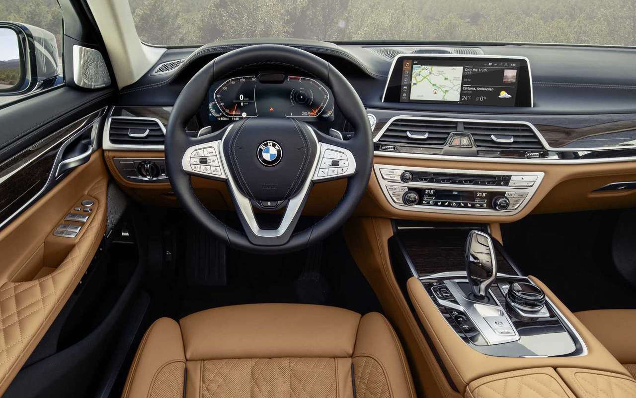 Обновленная «семерка» BMW: огромные ноздри и фары как у X7 — фото 940659