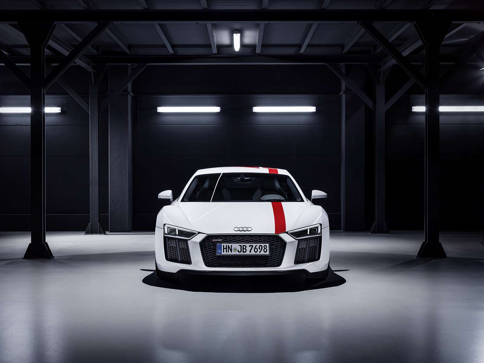 Audi показала свою первую заднеприводную модель — фото 793562