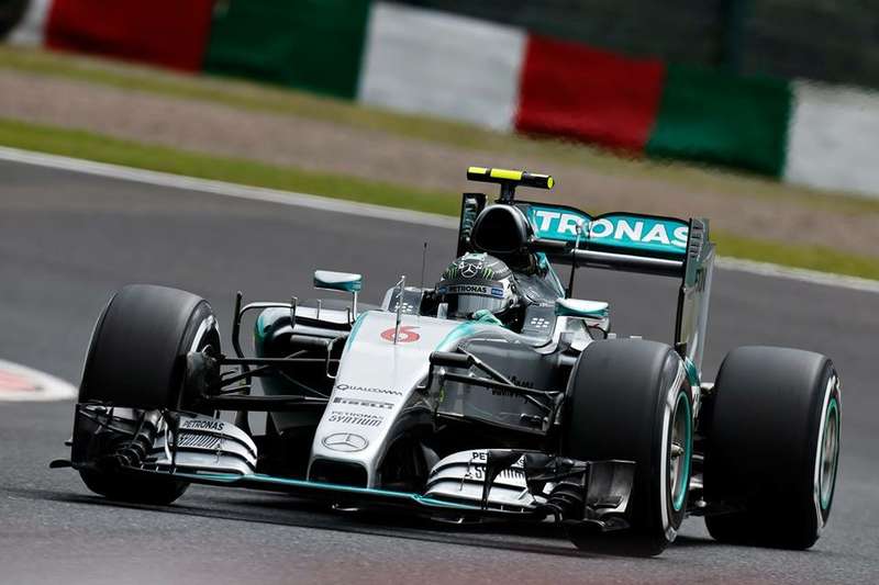 Обладатель поул-позиции в Гран-при Японии Нико Росберг (Mercedes)