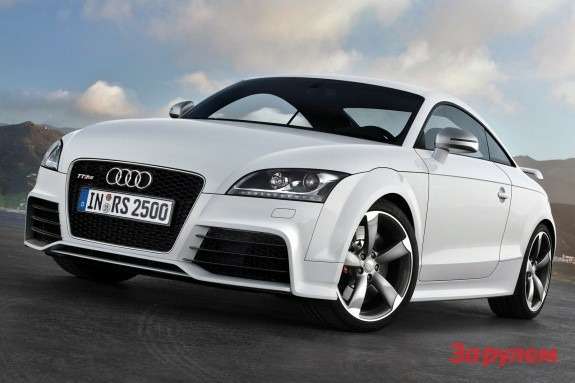 Audi TT RS side-front view