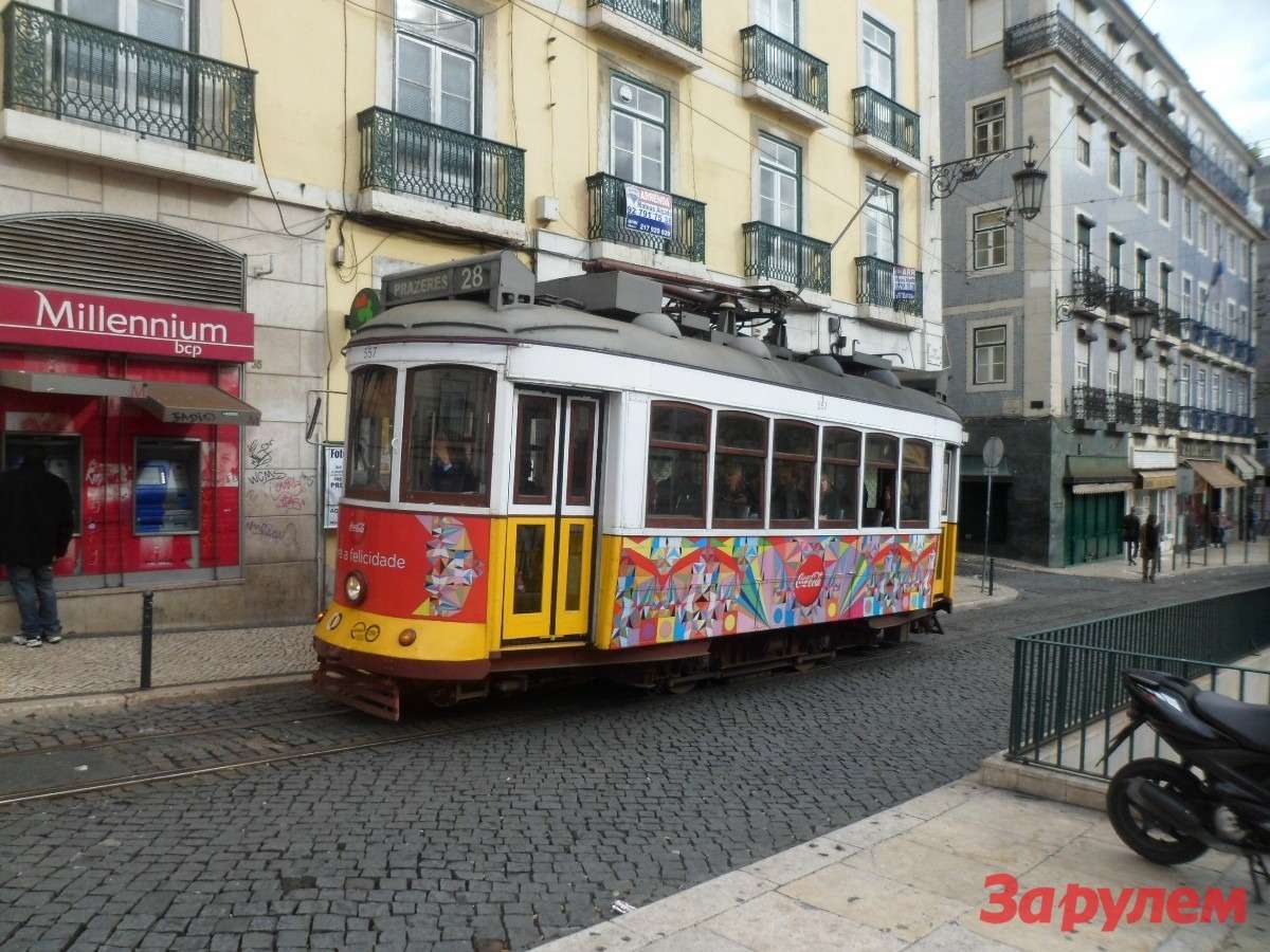 Лиссабонцы ездят на трамваях уже больше века