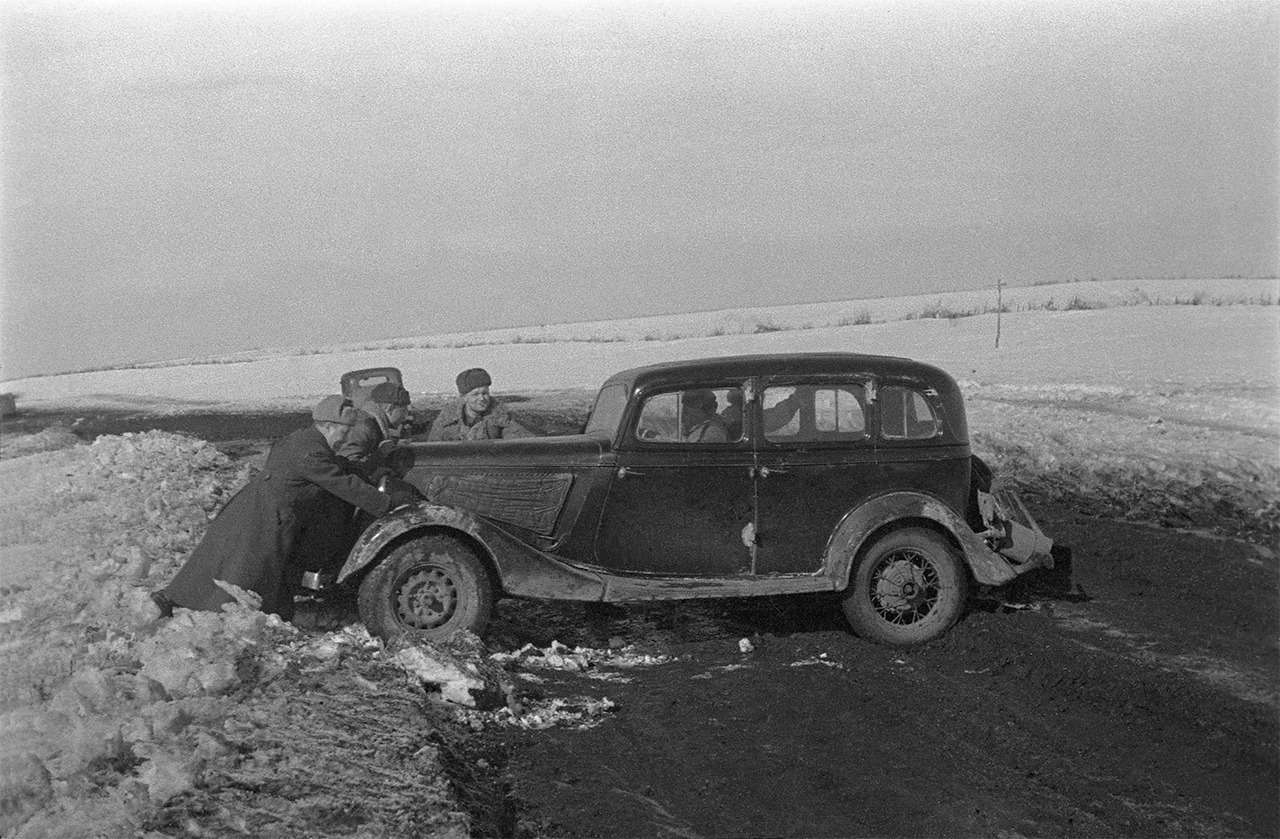 Парадные и повседневные: легковые автомобили Советской Армии — фото 846554