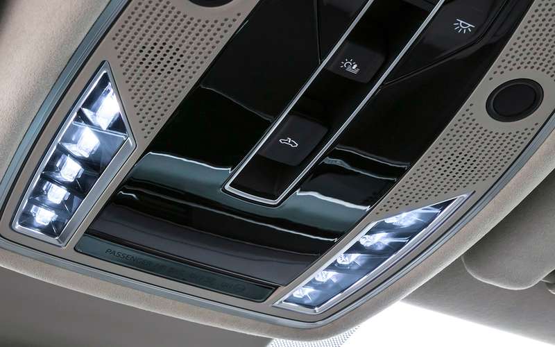Новый Audi A8: репортаж с заднего сиденья