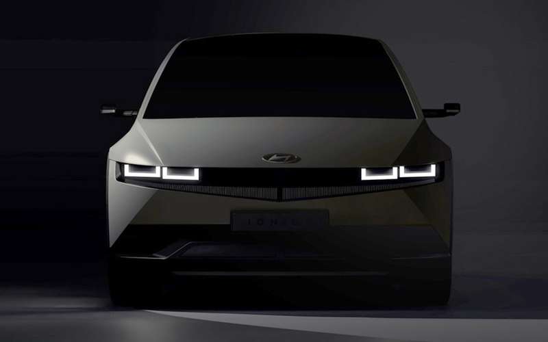 Hyundai показала интерьер нового Ioniq 5