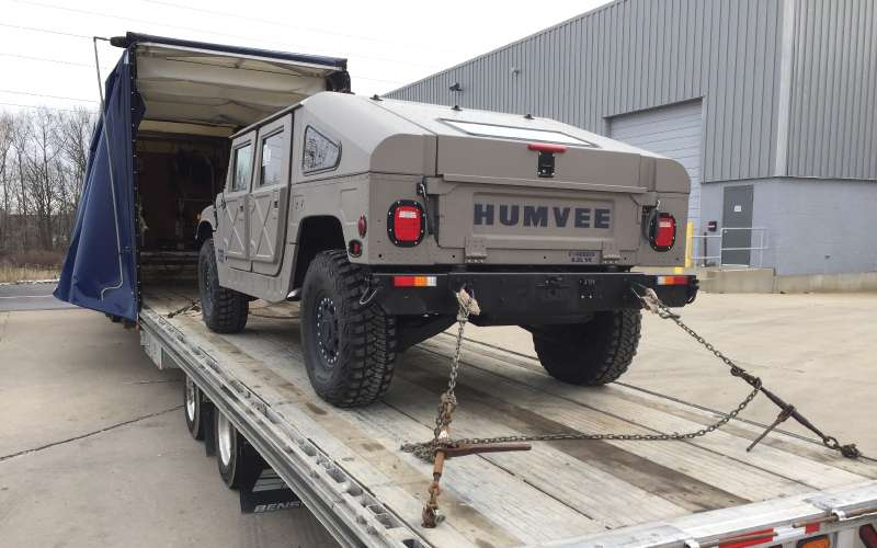 Мирная кувалда: Hummer H1 вновь запустят в производство