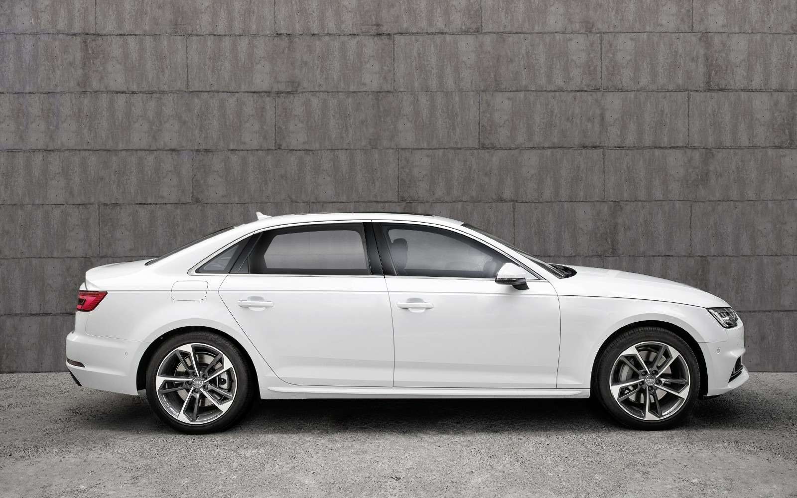 Audi A4 L: немецкая щедрость в обмен на юани — фото 580283