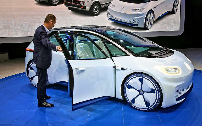 Бестселлер нового мира: Volkswagen намекнул на будущий электрокар
