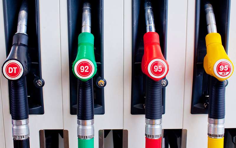 Новые акцизы на топливо: в 2018 году цены резко вырастут дважды