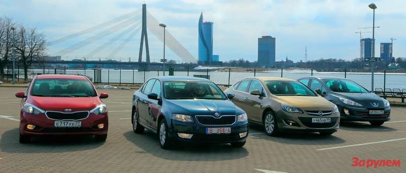Kia Cerato, Opel Astra, Peugeot 408, Skoda Octavia