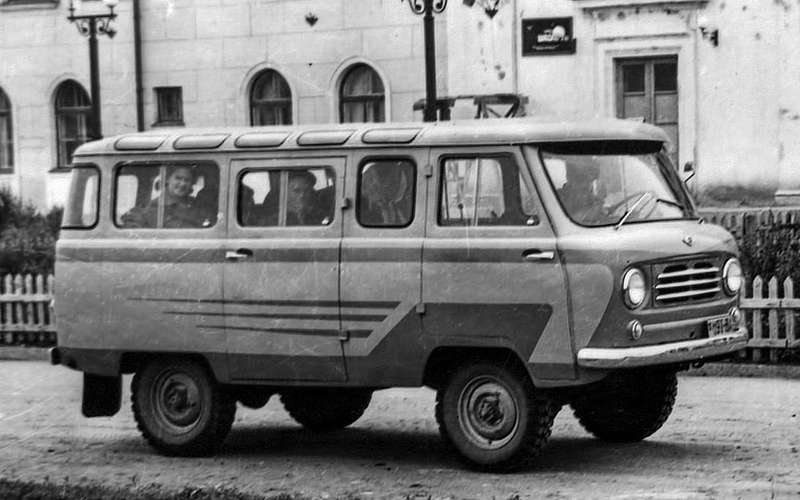 Первый прототип микроавтобуса УАЗ‑450В, 1958 г.
