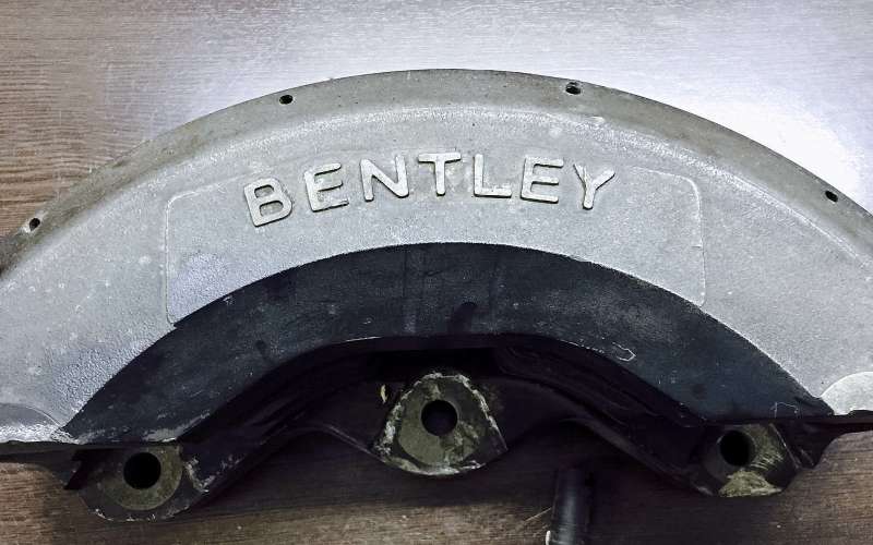 Тормозной суппорт Bentley