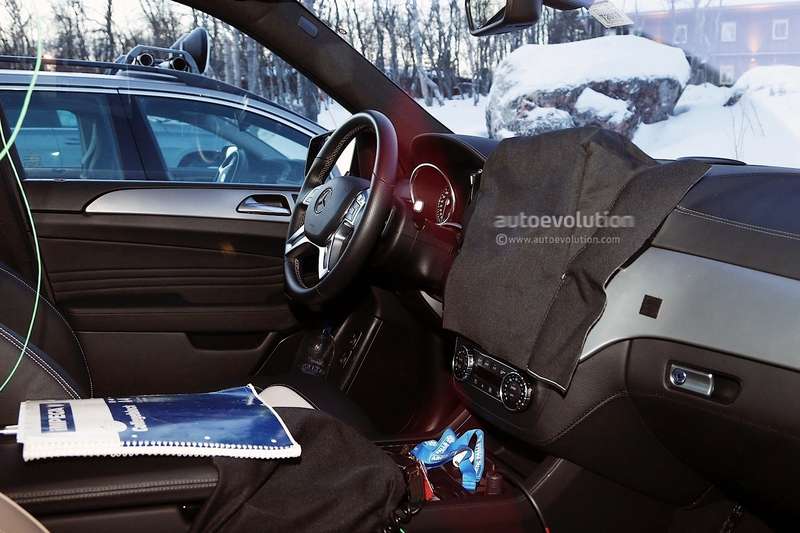 2015 mercedes benz m class facelift spied in lapland photo gallery 1080p 9 no copyright