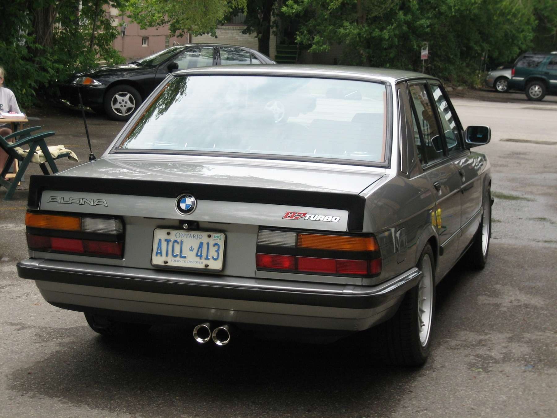 «Биммер» мечты: уникальная Alpina B7 Turbo по цене нового BMW — фото 739728
