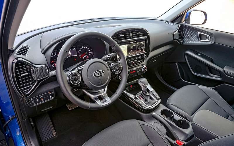 Большой тест стиляг: Toyota C-HR, Citroen C3 Aircross и новый Kia Soul